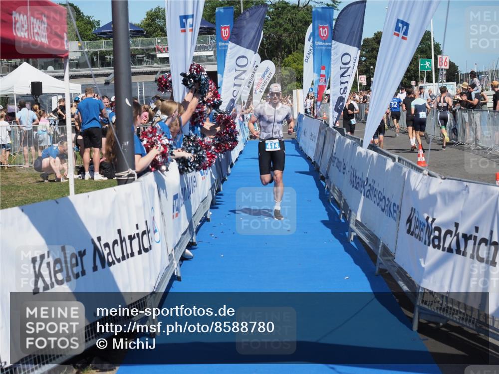17.08.2025 - KN Förde Triathlon 2025 MichiJ http://msf.ph/oto/8588780 17.08.2025 13:45:25 Laufen 414, 456, 548 meine-sportfotos.de