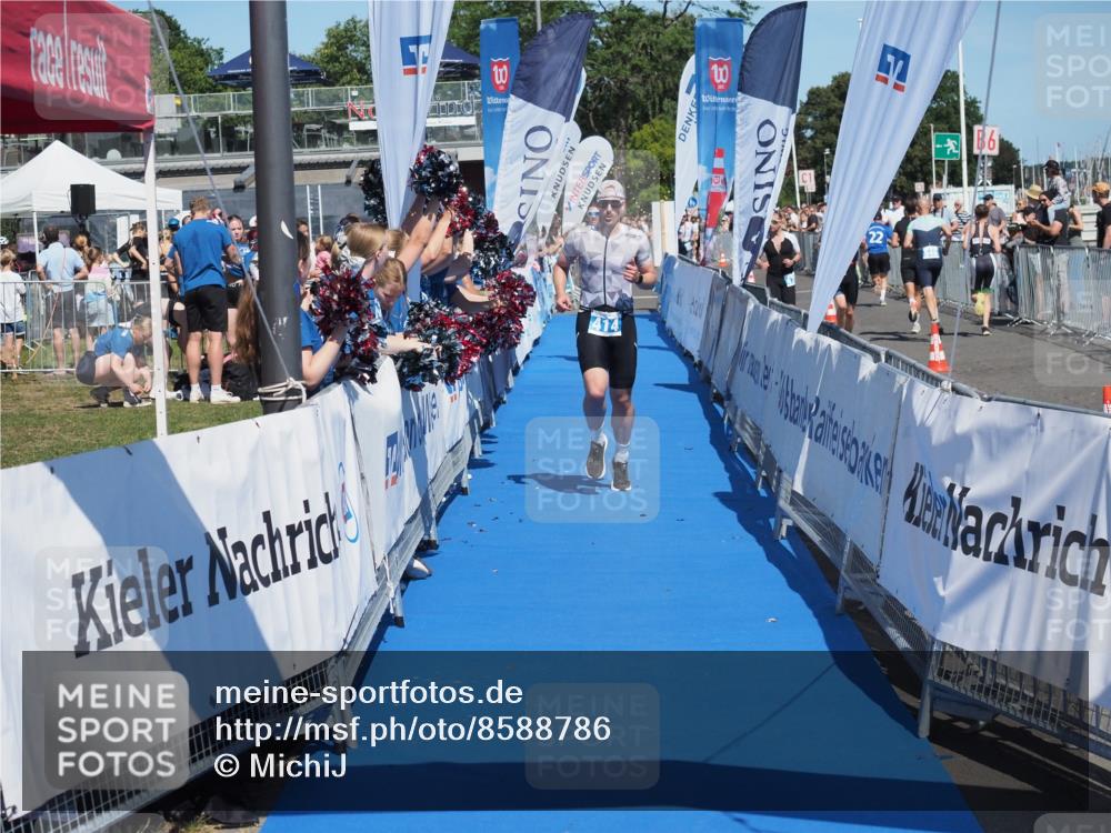 17.08.2025 - KN Förde Triathlon 2025 MichiJ http://msf.ph/oto/8588786 17.08.2025 13:45:25 Laufen 414, 456, 548 meine-sportfotos.de