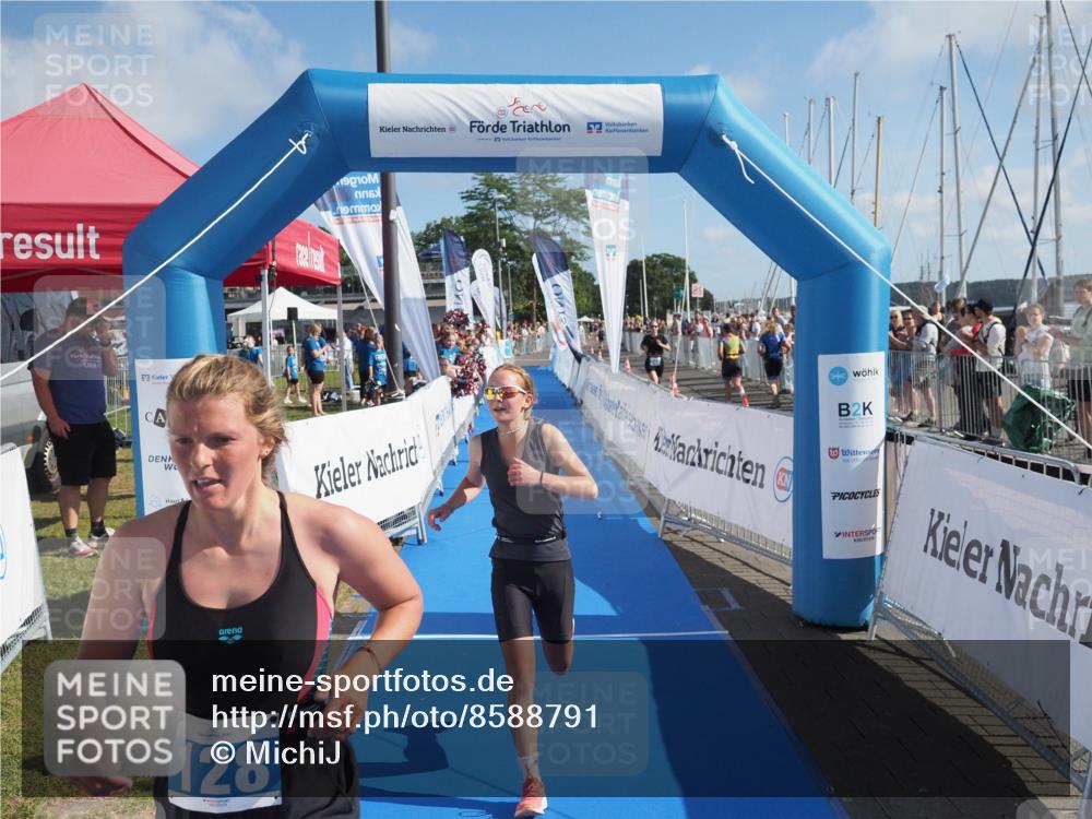 17.08.2025 - KN Förde Triathlon 2025 MichiJ http://msf.ph/oto/8588791 17.08.2025 10:30:54 Laufen 128, 204 meine-sportfotos.de