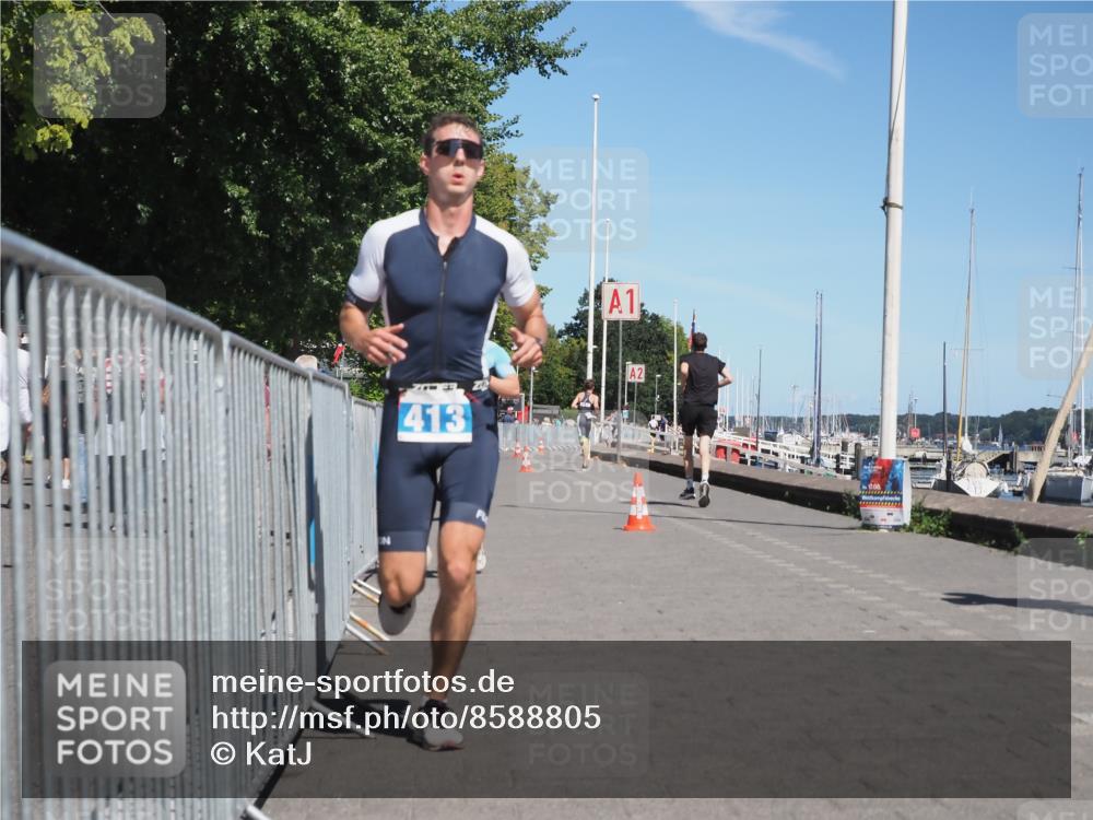 17.08.2025 - KN Förde Triathlon 2025 KatJ http://msf.ph/oto/8588805 17.08.2025 13:32:50 Laufen 413, 458, 466, 469 meine-sportfotos.de