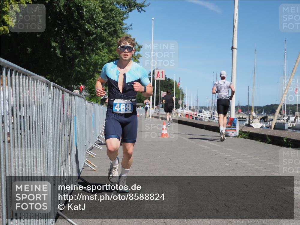 17.08.2025 - KN Förde Triathlon 2025 KatJ http://msf.ph/oto/8588824 17.08.2025 13:32:52 Laufen 413, 458, 466, 469 meine-sportfotos.de