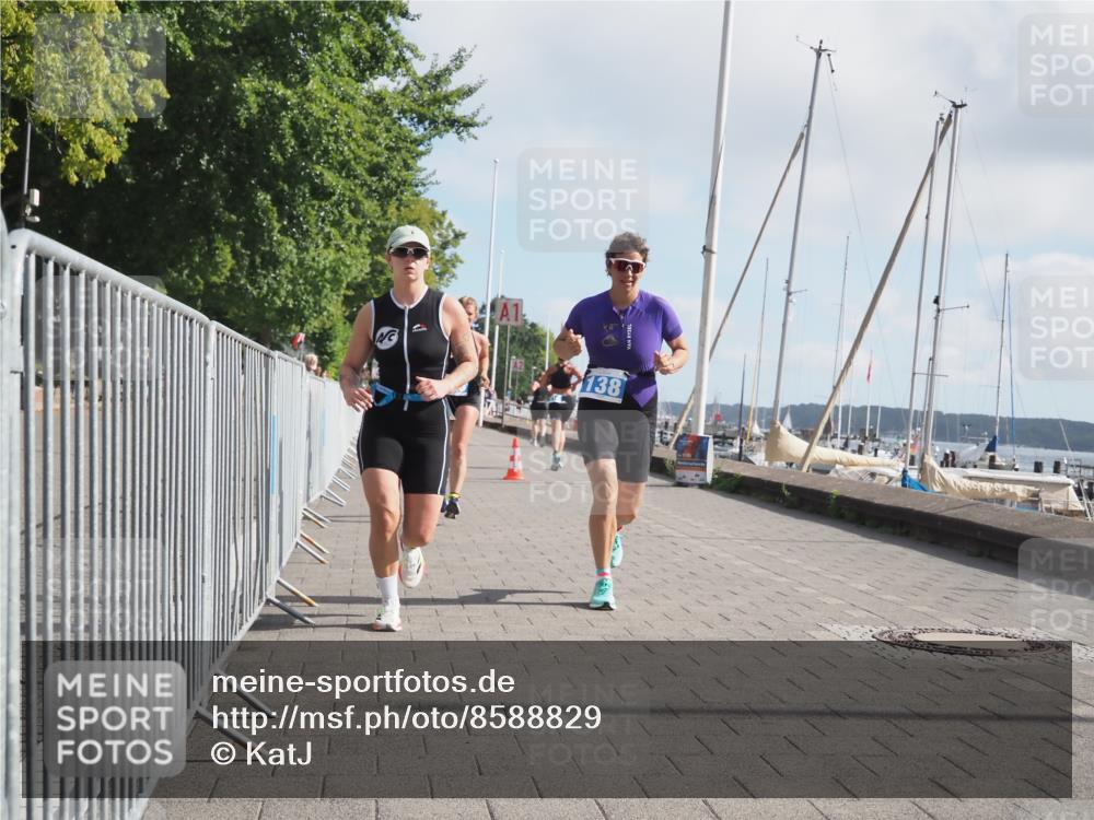 17.08.2025 - KN Förde Triathlon 2025 KatJ http://msf.ph/oto/8588829 17.08.2025 10:15:04 Laufen 128, 138, 159 meine-sportfotos.de