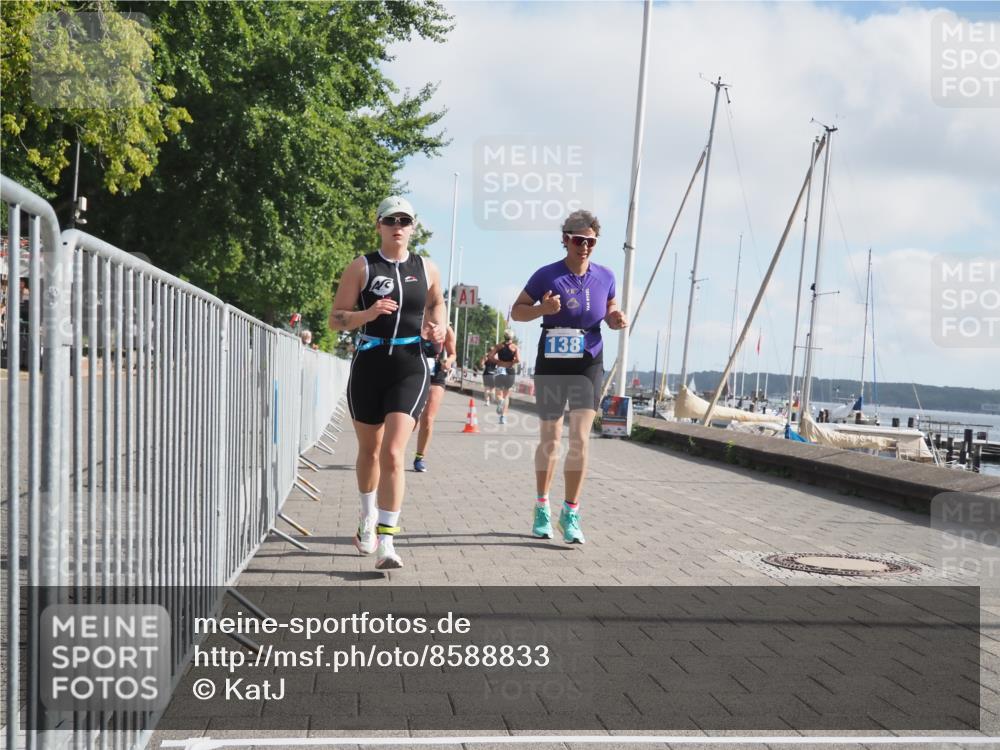 17.08.2025 - KN Förde Triathlon 2025 KatJ http://msf.ph/oto/8588833 17.08.2025 10:15:05 Laufen 128, 138, 159 meine-sportfotos.de