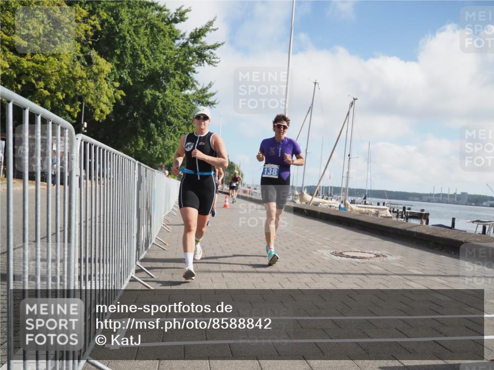 17.08.2025 - KN Förde Triathlon 2025 KatJ http://msf.ph/oto/8588842 17.08.2025 10:15:05 Laufen 128, 138, 159 meine-sportfotos.de