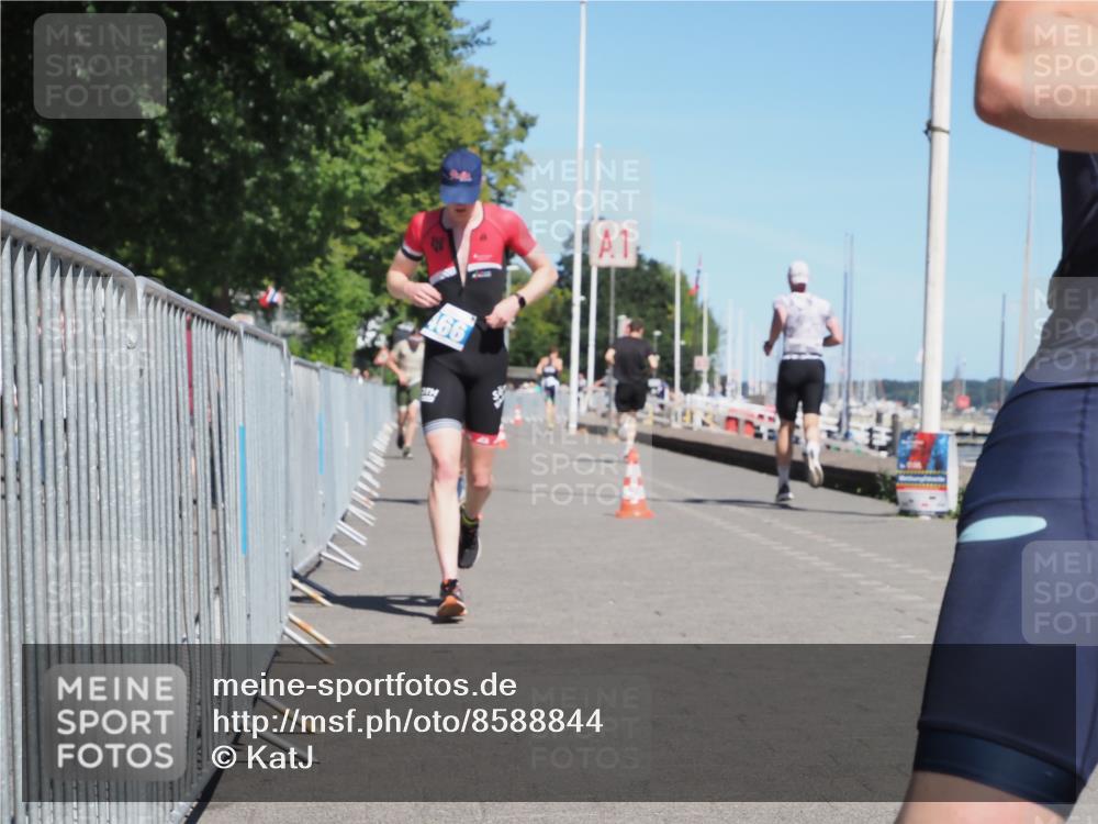 17.08.2025 - KN Förde Triathlon 2025 KatJ http://msf.ph/oto/8588844 17.08.2025 13:32:53 Laufen 413, 458, 466, 469 meine-sportfotos.de