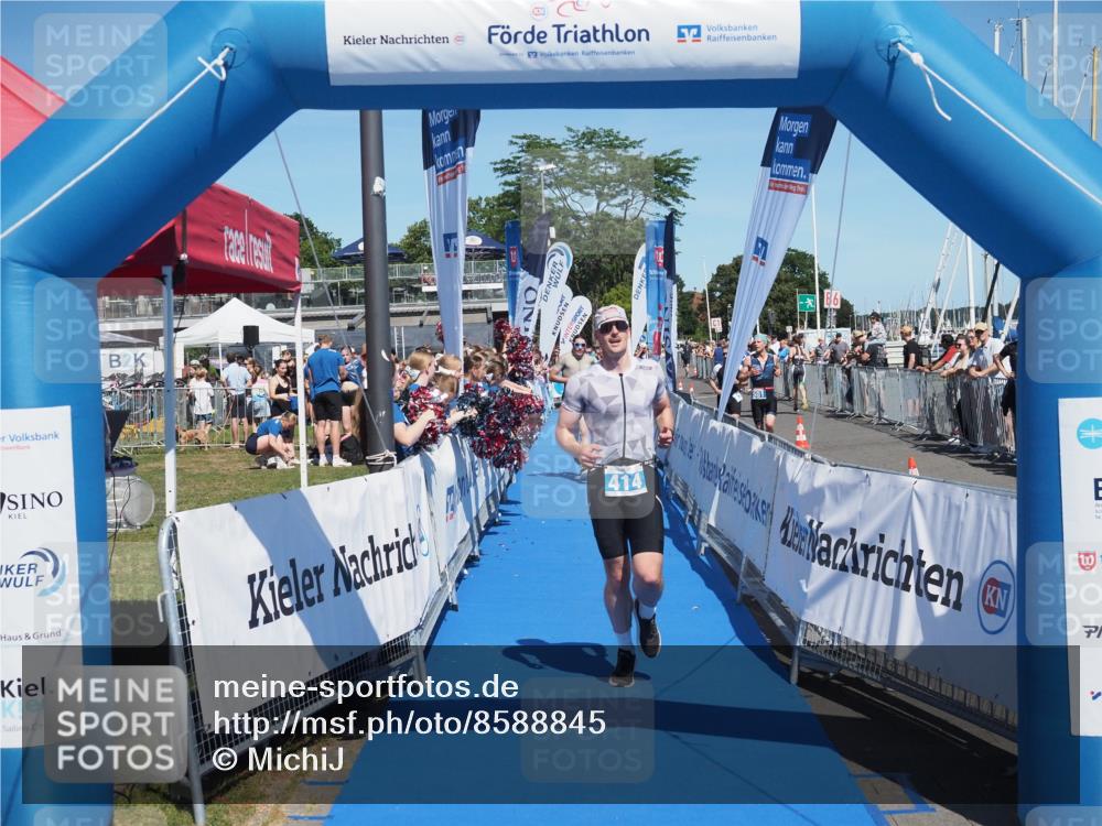 17.08.2025 - KN Förde Triathlon 2025 MichiJ http://msf.ph/oto/8588845 17.08.2025 13:45:27 Laufen 414, 548 meine-sportfotos.de
