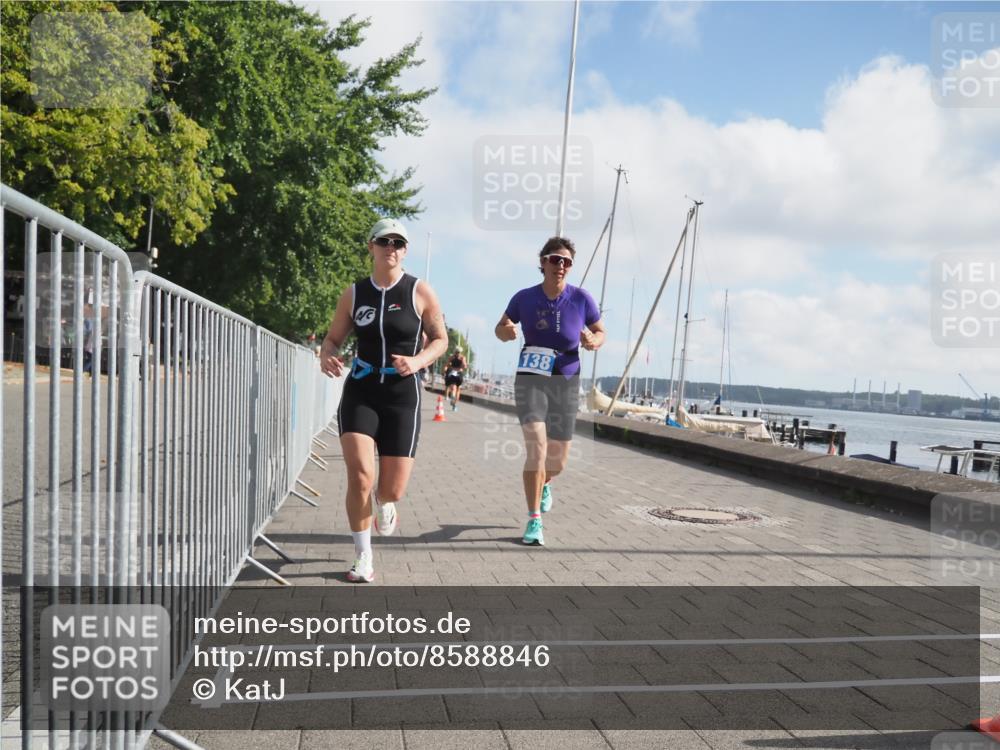 17.08.2025 - KN Förde Triathlon 2025 KatJ http://msf.ph/oto/8588846 17.08.2025 10:15:05 Laufen 128, 138, 159 meine-sportfotos.de