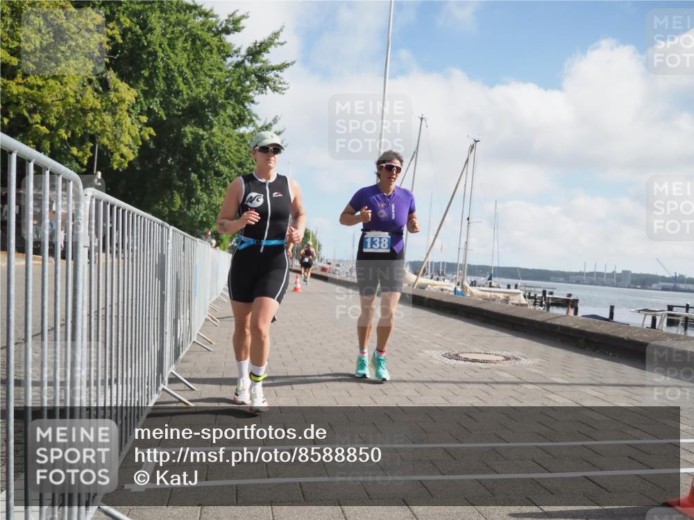 17.08.2025 - KN Förde Triathlon 2025 KatJ http://msf.ph/oto/8588850 17.08.2025 10:15:05 Laufen 128, 138, 159 meine-sportfotos.de