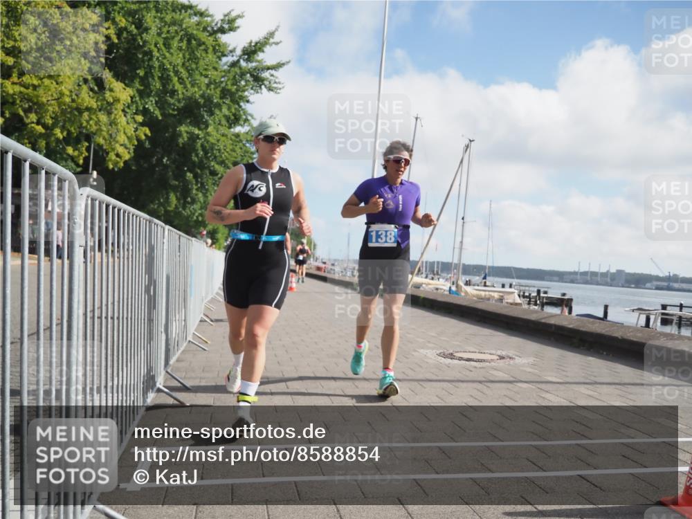 17.08.2025 - KN Förde Triathlon 2025 KatJ http://msf.ph/oto/8588854 17.08.2025 10:15:05 Laufen 128, 138, 159 meine-sportfotos.de