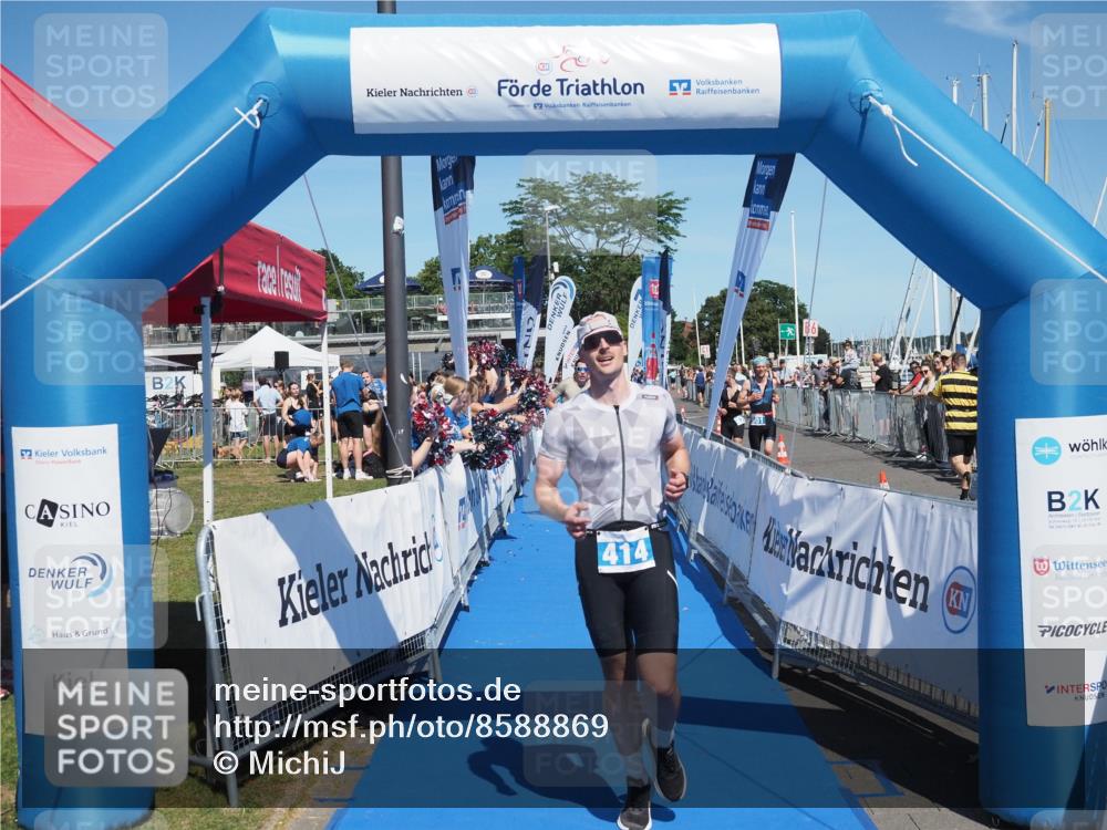 17.08.2025 - KN Förde Triathlon 2025 MichiJ http://msf.ph/oto/8588869 17.08.2025 13:45:28 Laufen 414, 447, 548 meine-sportfotos.de