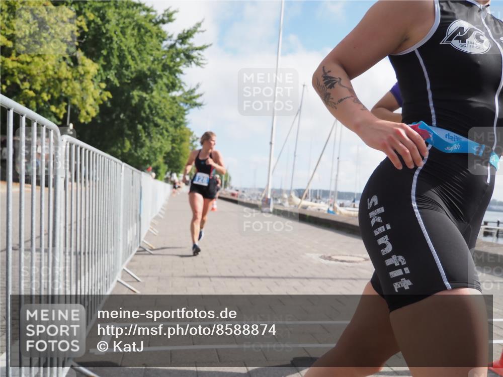 17.08.2025 - KN Förde Triathlon 2025 KatJ http://msf.ph/oto/8588874 17.08.2025 10:15:07 Laufen 128, 138, 159 meine-sportfotos.de