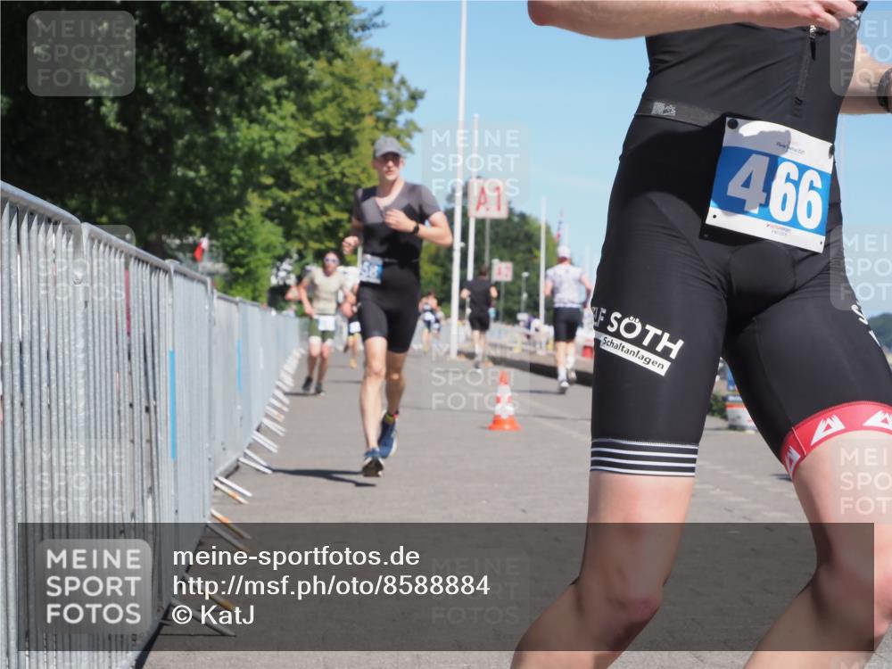 17.08.2025 - KN Förde Triathlon 2025 KatJ http://msf.ph/oto/8588884 17.08.2025 13:32:56 Laufen 418, 458, 466, 548 meine-sportfotos.de