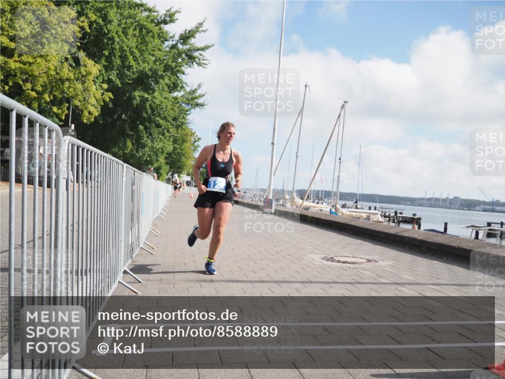 17.08.2025 - KN Förde Triathlon 2025 KatJ http://msf.ph/oto/8588889 17.08.2025 10:15:07 Laufen 128, 138, 159 meine-sportfotos.de