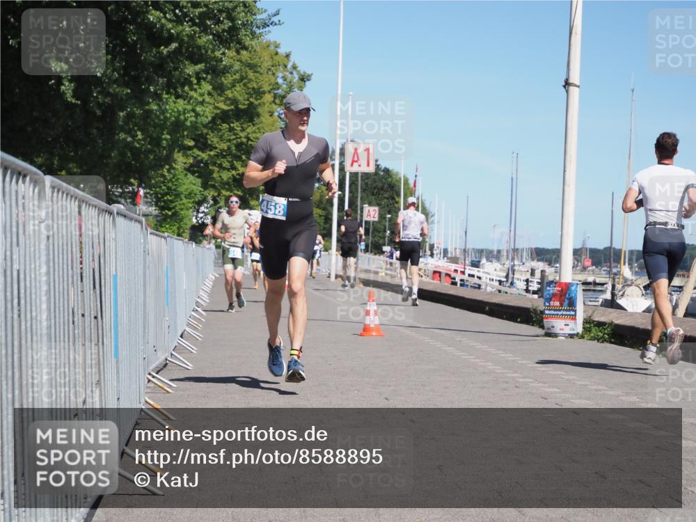 17.08.2025 - KN Förde Triathlon 2025 KatJ http://msf.ph/oto/8588895 17.08.2025 13:32:56 Laufen 418, 458, 466, 548 meine-sportfotos.de