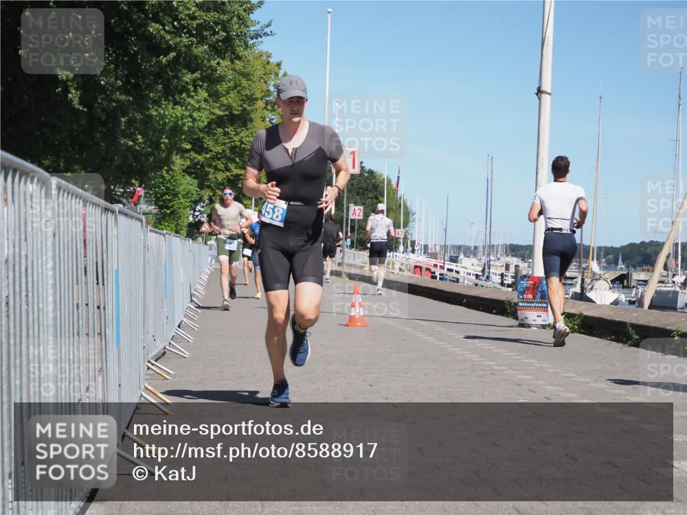 17.08.2025 - KN Förde Triathlon 2025 KatJ http://msf.ph/oto/8588917 17.08.2025 13:32:57 Laufen 418, 458, 466, 548 meine-sportfotos.de