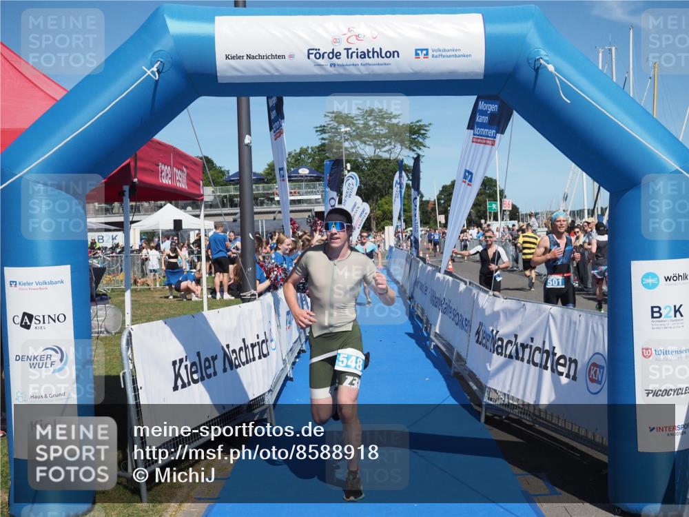 17.08.2025 - KN Förde Triathlon 2025 MichiJ http://msf.ph/oto/8588918 17.08.2025 13:45:30 Laufen 414, 447, 548 meine-sportfotos.de