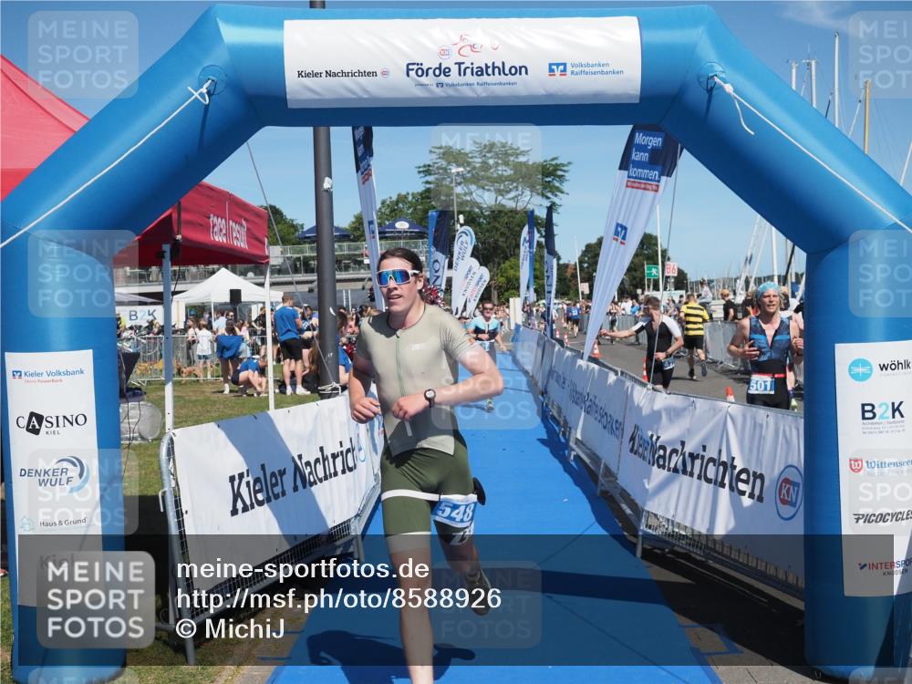 17.08.2025 - KN Förde Triathlon 2025 MichiJ http://msf.ph/oto/8588926 17.08.2025 13:45:30 Laufen 414, 447, 548 meine-sportfotos.de
