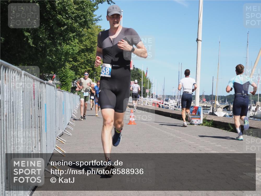 17.08.2025 - KN Förde Triathlon 2025 KatJ http://msf.ph/oto/8588936 17.08.2025 13:32:57 Laufen 418, 458, 466, 548 meine-sportfotos.de