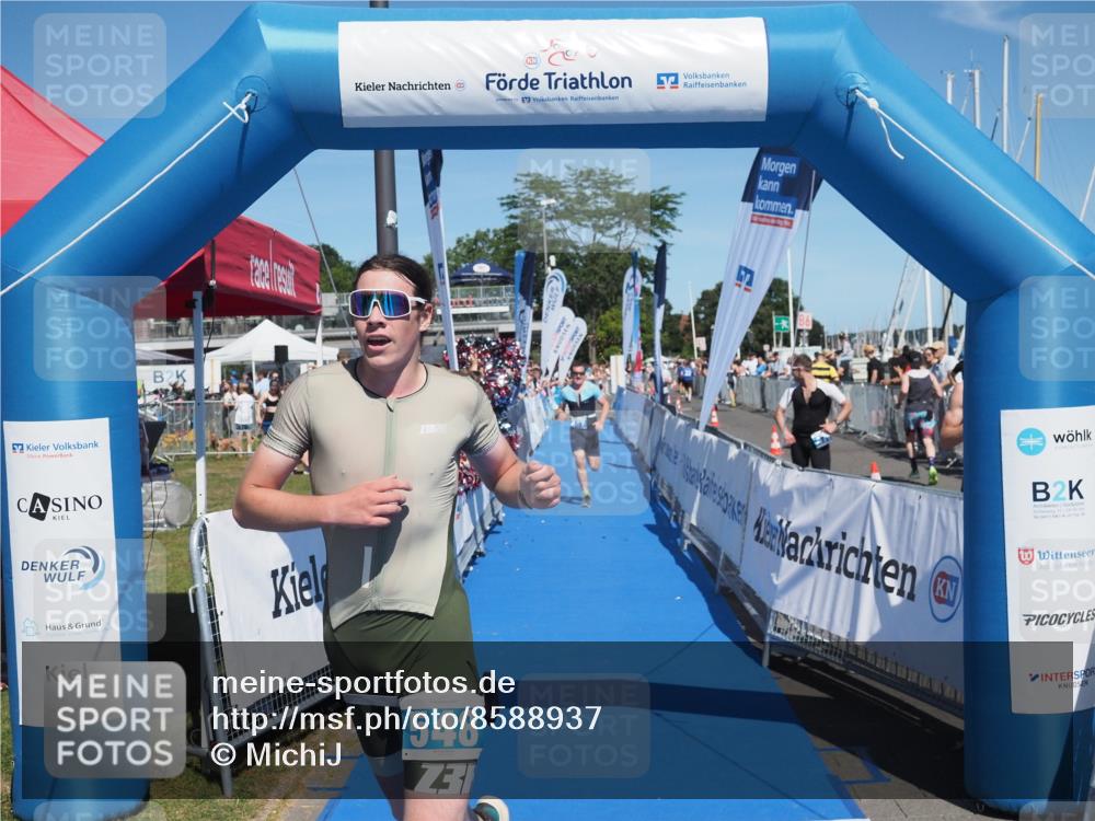 17.08.2025 - KN Förde Triathlon 2025 MichiJ http://msf.ph/oto/8588937 17.08.2025 13:45:30 Laufen 414, 447, 548 meine-sportfotos.de