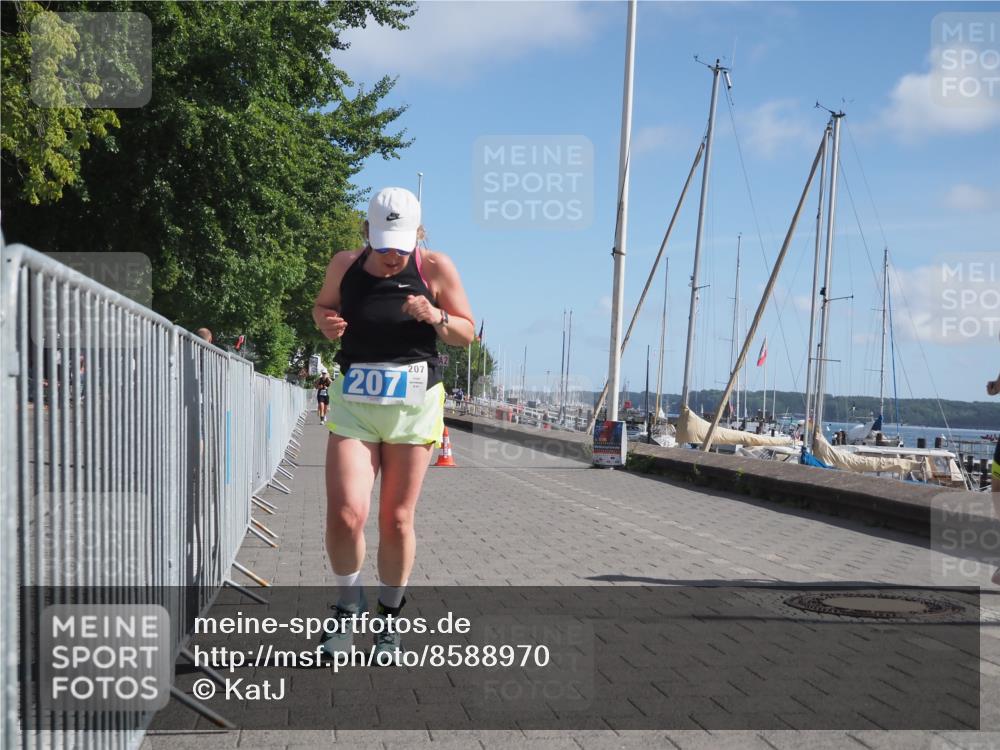17.08.2025 - KN Förde Triathlon 2025 KatJ http://msf.ph/oto/8588970 17.08.2025 10:40:30 Laufen 207 meine-sportfotos.de