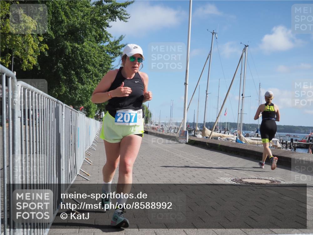 17.08.2025 - KN Förde Triathlon 2025 KatJ http://msf.ph/oto/8588992 17.08.2025 10:40:31 Laufen 207 meine-sportfotos.de