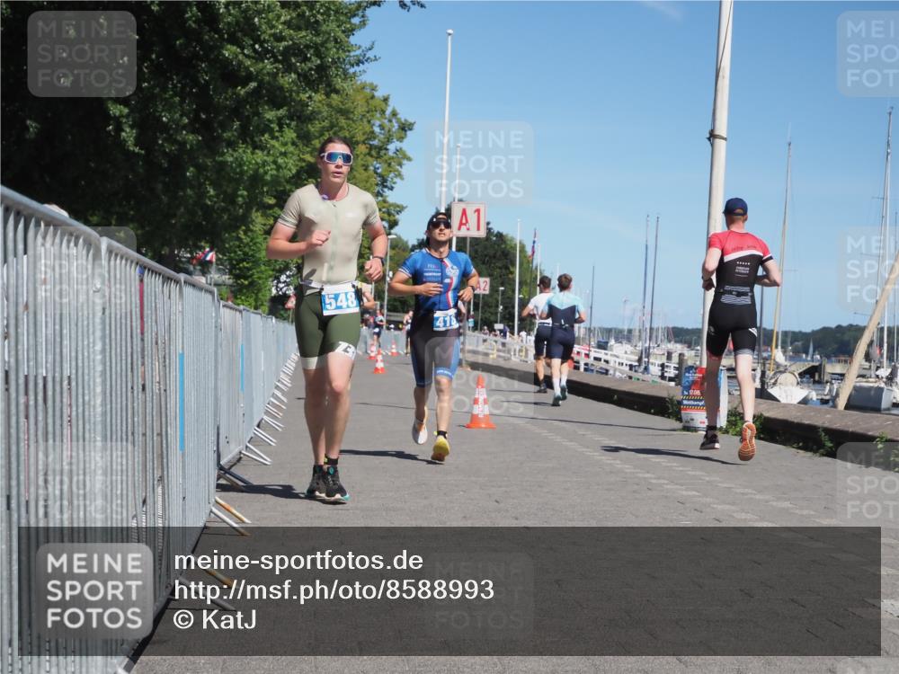 17.08.2025 - KN Förde Triathlon 2025 KatJ http://msf.ph/oto/8588993 17.08.2025 13:33:01 Laufen 418, 458, 493, 548 meine-sportfotos.de