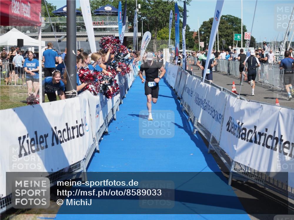 17.08.2025 - KN Förde Triathlon 2025 MichiJ http://msf.ph/oto/8589033 17.08.2025 13:45:59 Laufen 445 meine-sportfotos.de