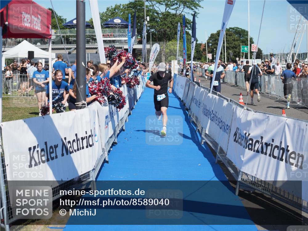 17.08.2025 - KN Förde Triathlon 2025 MichiJ http://msf.ph/oto/8589040 17.08.2025 13:45:59 Laufen 445 meine-sportfotos.de