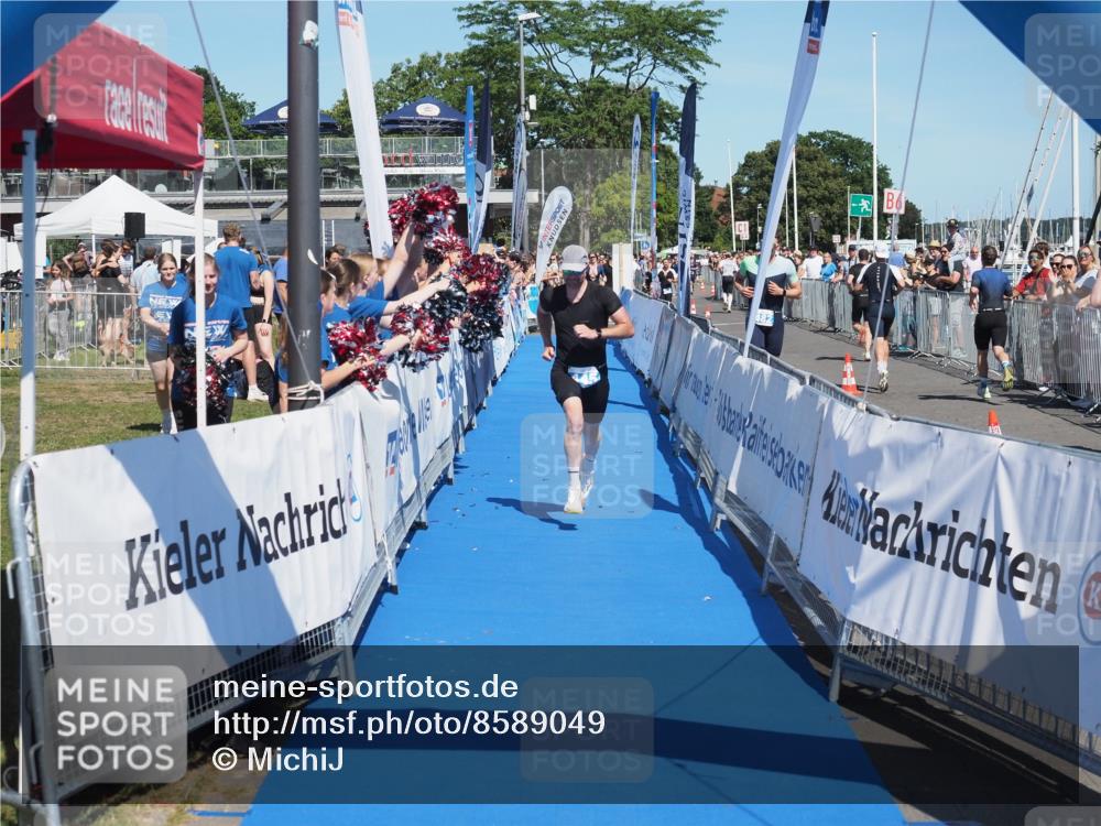 17.08.2025 - KN Förde Triathlon 2025 MichiJ http://msf.ph/oto/8589049 17.08.2025 13:45:59 Laufen 445 meine-sportfotos.de