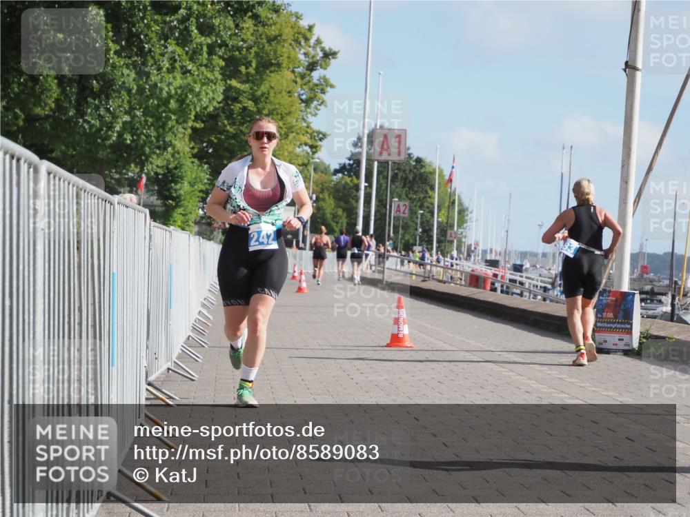 17.08.2025 - KN Förde Triathlon 2025 KatJ http://msf.ph/oto/8589083 17.08.2025 10:15:28 Laufen 142, 242 meine-sportfotos.de