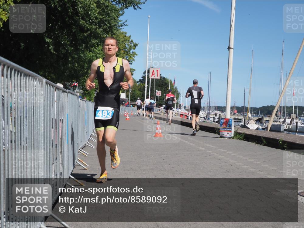 17.08.2025 - KN Förde Triathlon 2025 KatJ http://msf.ph/oto/8589092 17.08.2025 13:33:06 Laufen 418, 493, 548 meine-sportfotos.de