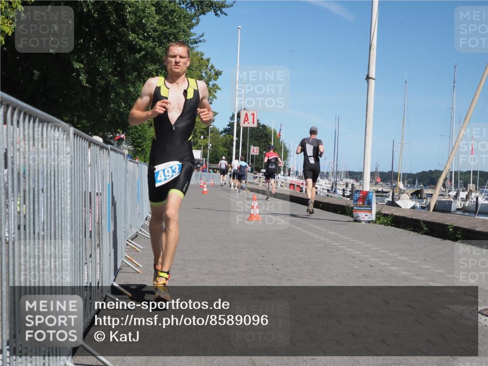 17.08.2025 - KN Förde Triathlon 2025 KatJ http://msf.ph/oto/8589096 17.08.2025 13:33:06 Laufen 418, 493, 548 meine-sportfotos.de