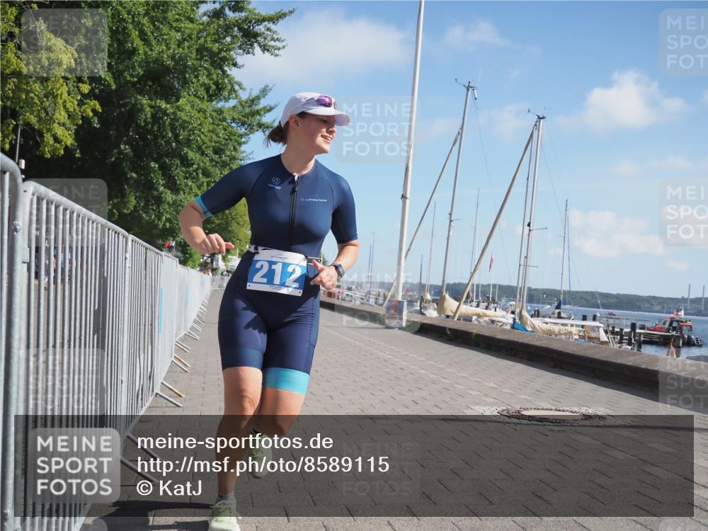 17.08.2025 - KN Förde Triathlon 2025 KatJ http://msf.ph/oto/8589115 17.08.2025 10:40:47 Laufen 201, 212 meine-sportfotos.de