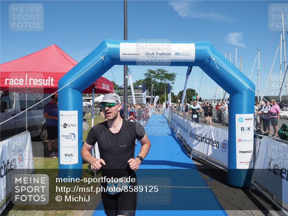 17.08.2025 - KN Förde Triathlon 2025 MichiJ http://msf.ph/oto/8589125 17.08.2025 13:46:02 Laufen 445 meine-sportfotos.de