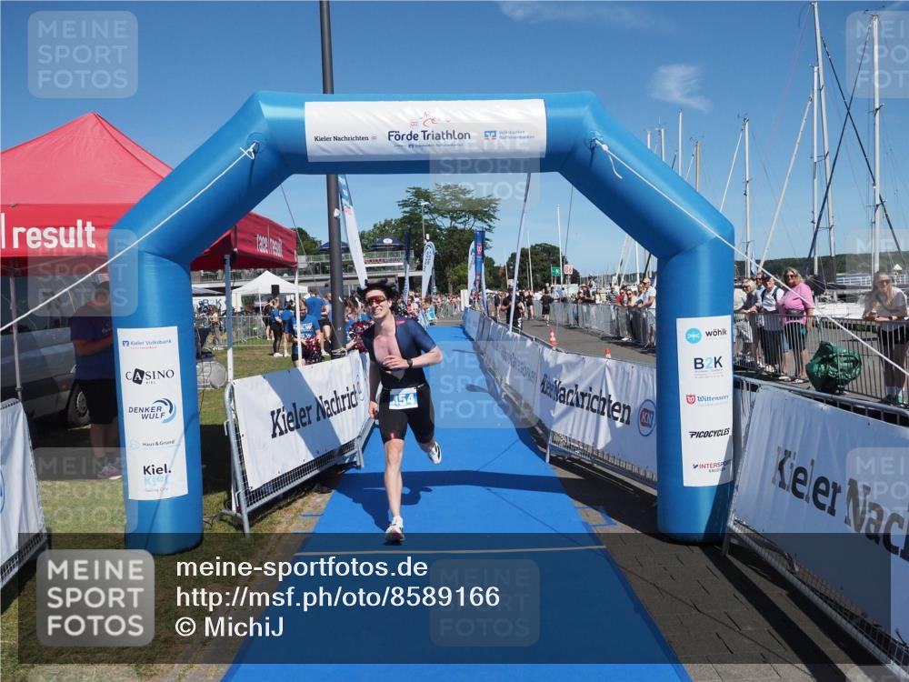 17.08.2025 - KN Förde Triathlon 2025 MichiJ http://msf.ph/oto/8589166 17.08.2025 13:46:09 Laufen 454 meine-sportfotos.de