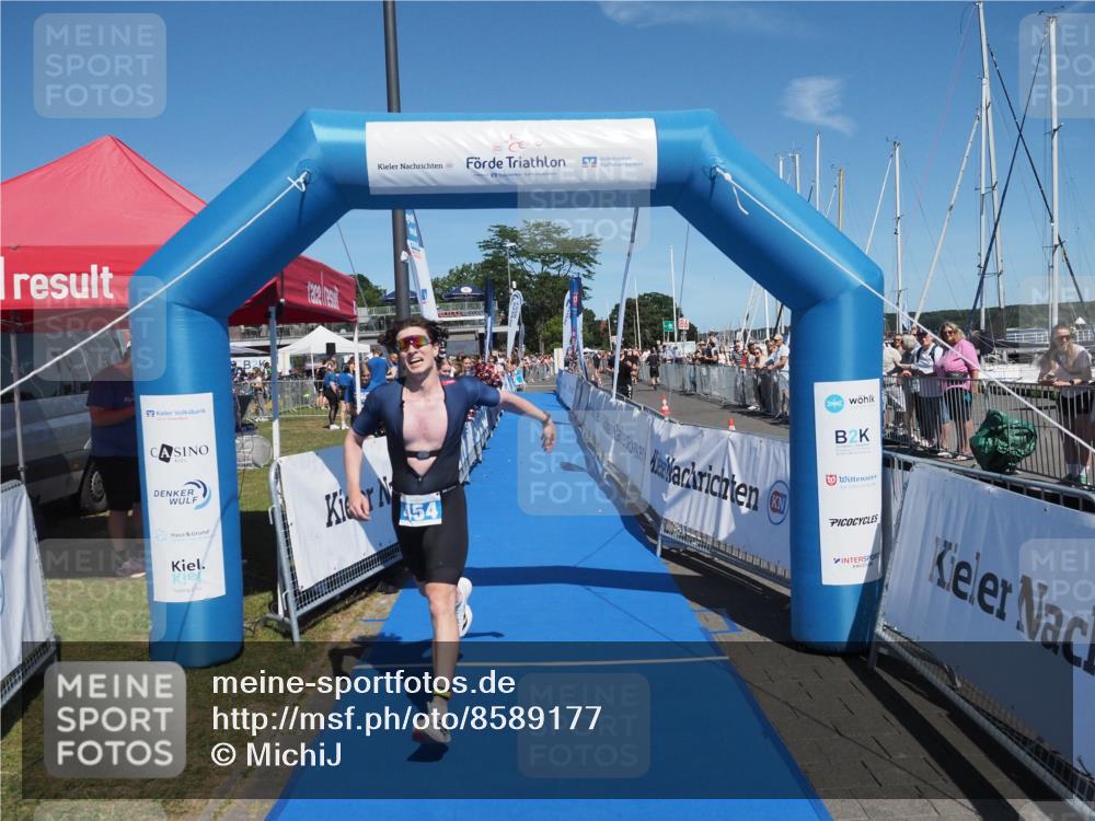 17.08.2025 - KN Förde Triathlon 2025 MichiJ http://msf.ph/oto/8589177 17.08.2025 13:46:09 Laufen 454 meine-sportfotos.de