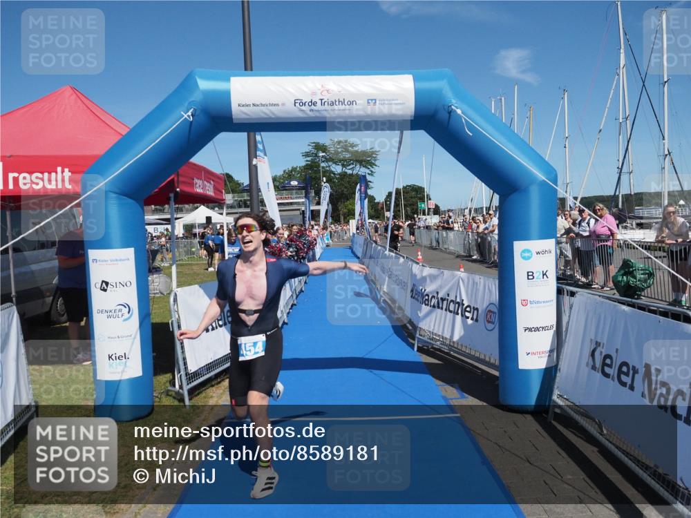 17.08.2025 - KN Förde Triathlon 2025 MichiJ http://msf.ph/oto/8589181 17.08.2025 13:46:09 Laufen 454 meine-sportfotos.de