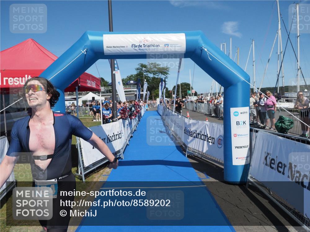 17.08.2025 - KN Förde Triathlon 2025 MichiJ http://msf.ph/oto/8589202 17.08.2025 13:46:10 Laufen 454 meine-sportfotos.de