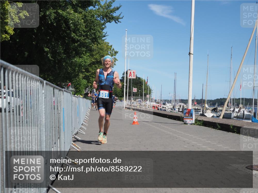 17.08.2025 - KN Förde Triathlon 2025 KatJ http://msf.ph/oto/8589222 17.08.2025 13:33:39 Laufen 501 meine-sportfotos.de