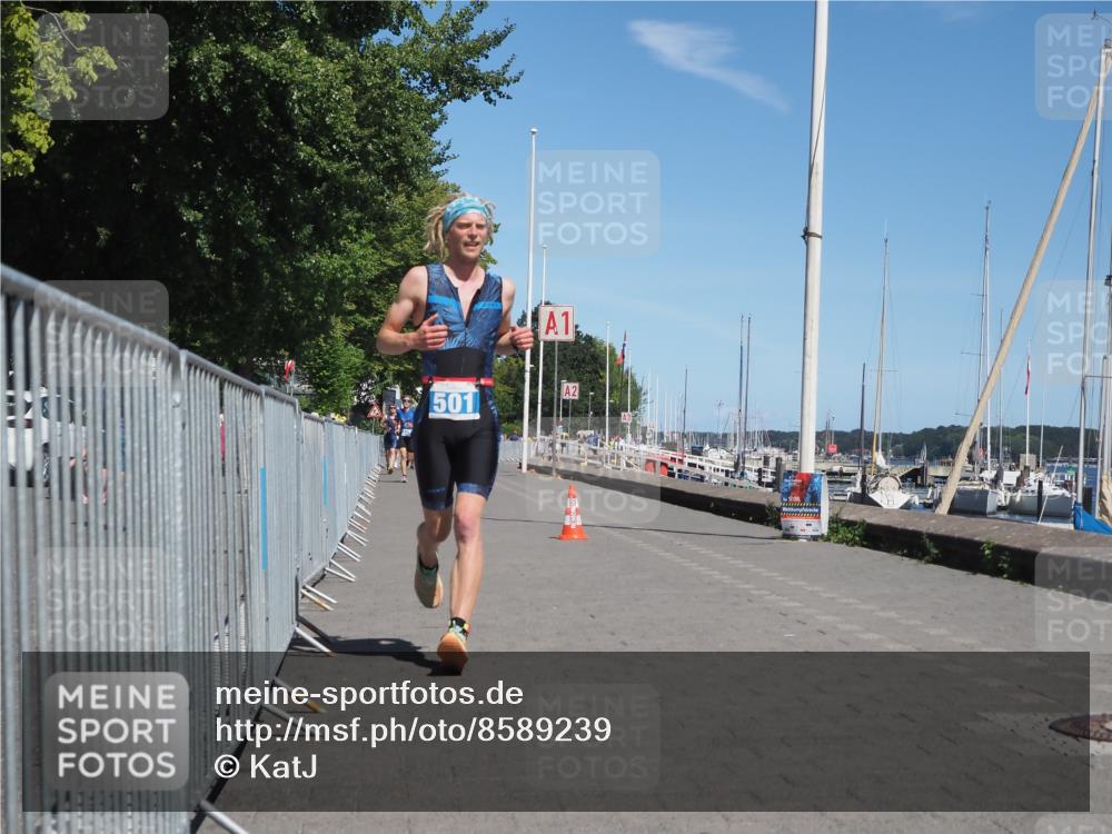 17.08.2025 - KN Förde Triathlon 2025 KatJ http://msf.ph/oto/8589239 17.08.2025 13:33:40 Laufen 433, 501 meine-sportfotos.de