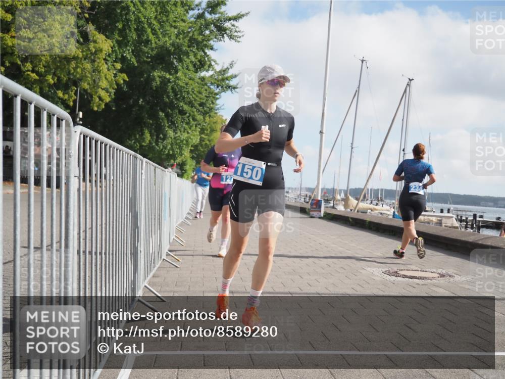 17.08.2025 - KN Förde Triathlon 2025 KatJ http://msf.ph/oto/8589280 17.08.2025 10:15:46 Laufen 127, 150, 152, 169, 210 meine-sportfotos.de