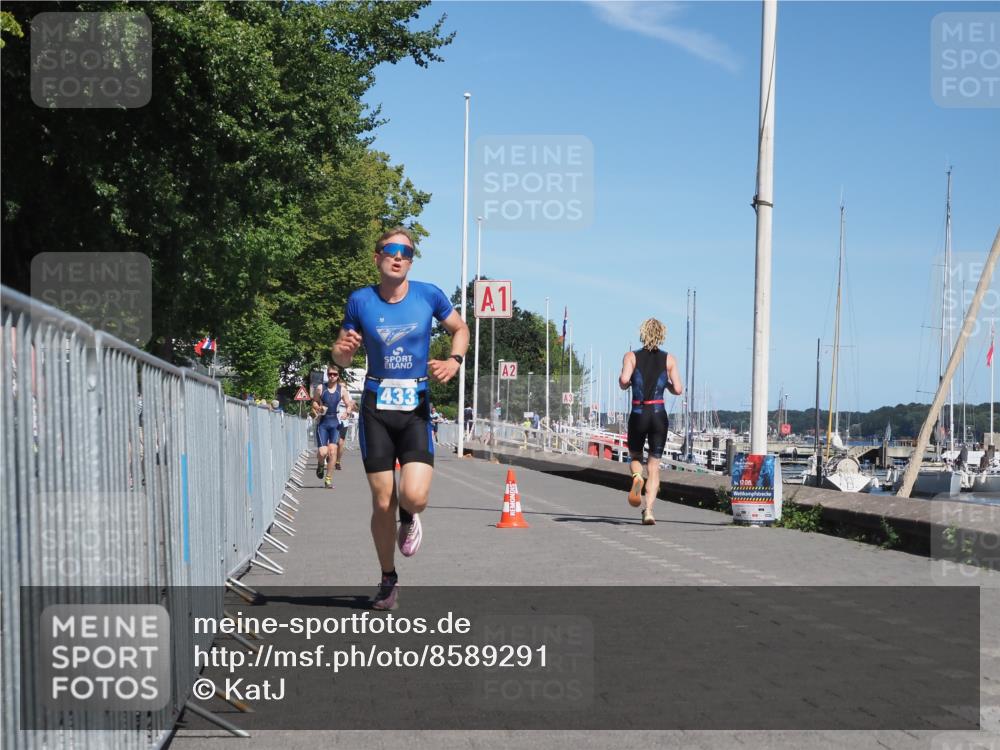 17.08.2025 - KN Förde Triathlon 2025 KatJ http://msf.ph/oto/8589291 17.08.2025 13:33:48 Laufen 433 meine-sportfotos.de