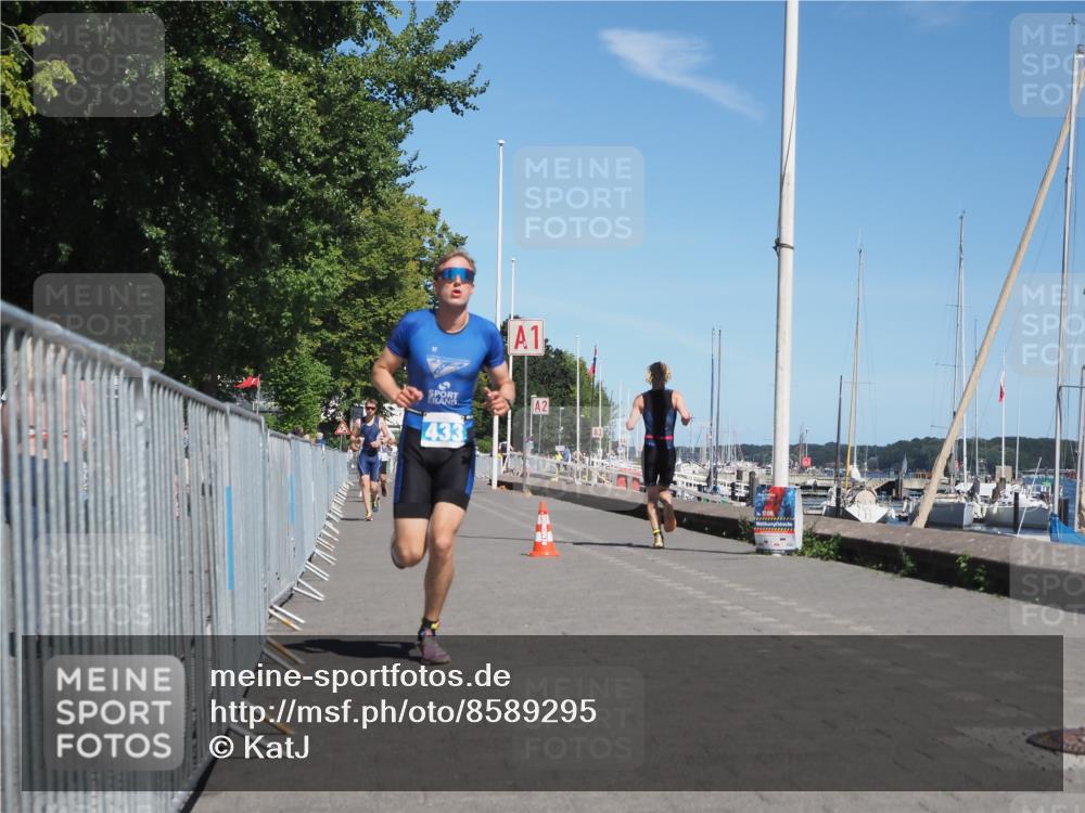 17.08.2025 - KN Förde Triathlon 2025 KatJ http://msf.ph/oto/8589295 17.08.2025 13:33:48 Laufen 433 meine-sportfotos.de