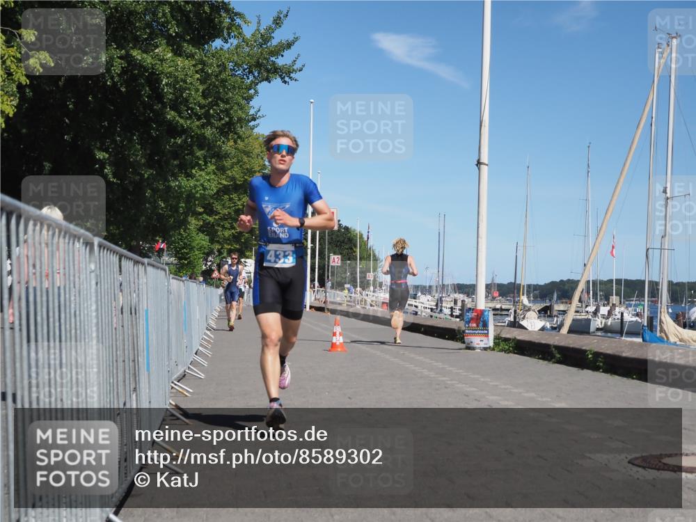 17.08.2025 - KN Förde Triathlon 2025 KatJ http://msf.ph/oto/8589302 17.08.2025 13:33:48 Laufen 433 meine-sportfotos.de