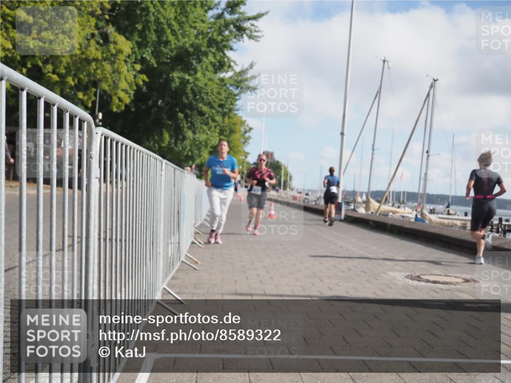 17.08.2025 - KN Förde Triathlon 2025 KatJ http://msf.ph/oto/8589322 17.08.2025 10:15:49 Laufen 127, 152, 169 meine-sportfotos.de