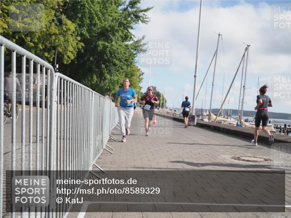 17.08.2025 - KN Förde Triathlon 2025 KatJ http://msf.ph/oto/8589329 17.08.2025 10:15:49 Laufen 127, 152, 169 meine-sportfotos.de