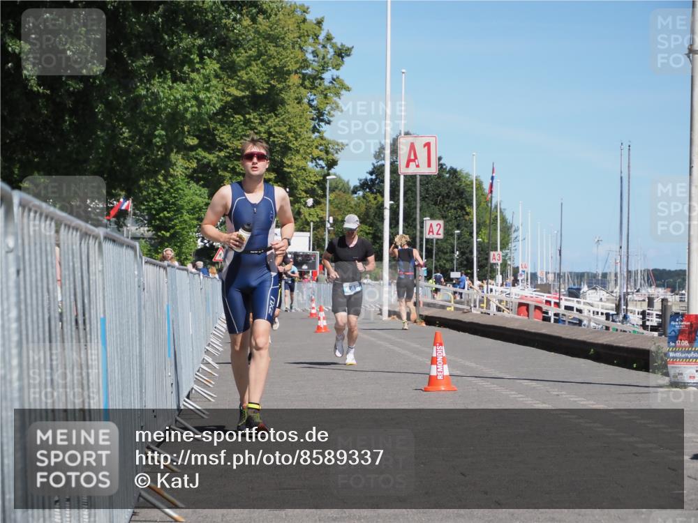 17.08.2025 - KN Förde Triathlon 2025 KatJ http://msf.ph/oto/8589337 17.08.2025 13:33:54 Laufen 445, 452, 464 meine-sportfotos.de