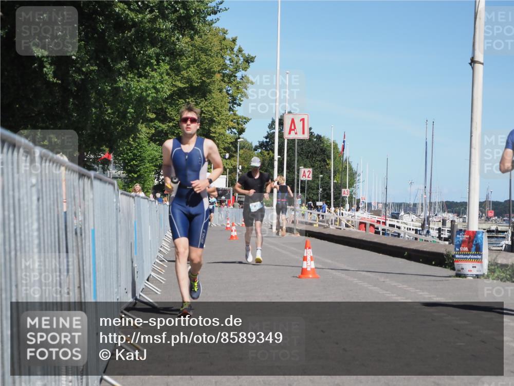 17.08.2025 - KN Förde Triathlon 2025 KatJ http://msf.ph/oto/8589349 17.08.2025 13:33:55 Laufen 445, 452, 453, 464 meine-sportfotos.de