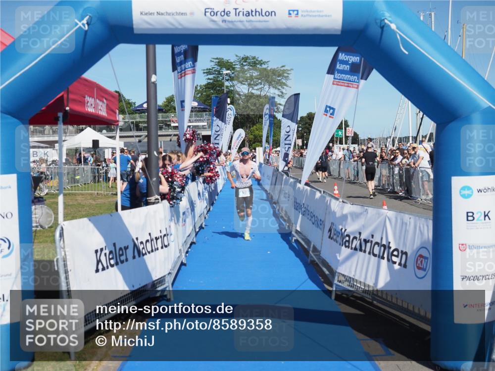 17.08.2025 - KN Förde Triathlon 2025 MichiJ http://msf.ph/oto/8589358 17.08.2025 13:47:22 Laufen 439 meine-sportfotos.de