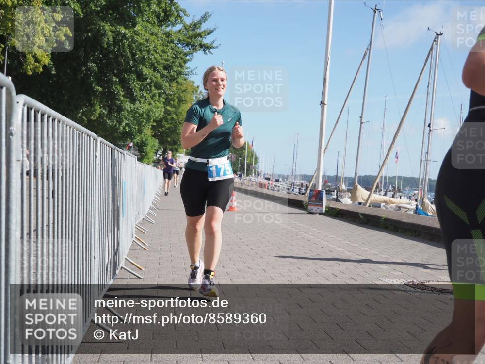 17.08.2025 - KN Förde Triathlon 2025 KatJ http://msf.ph/oto/8589360 17.08.2025 10:41:57 Laufen 160, 175 meine-sportfotos.de